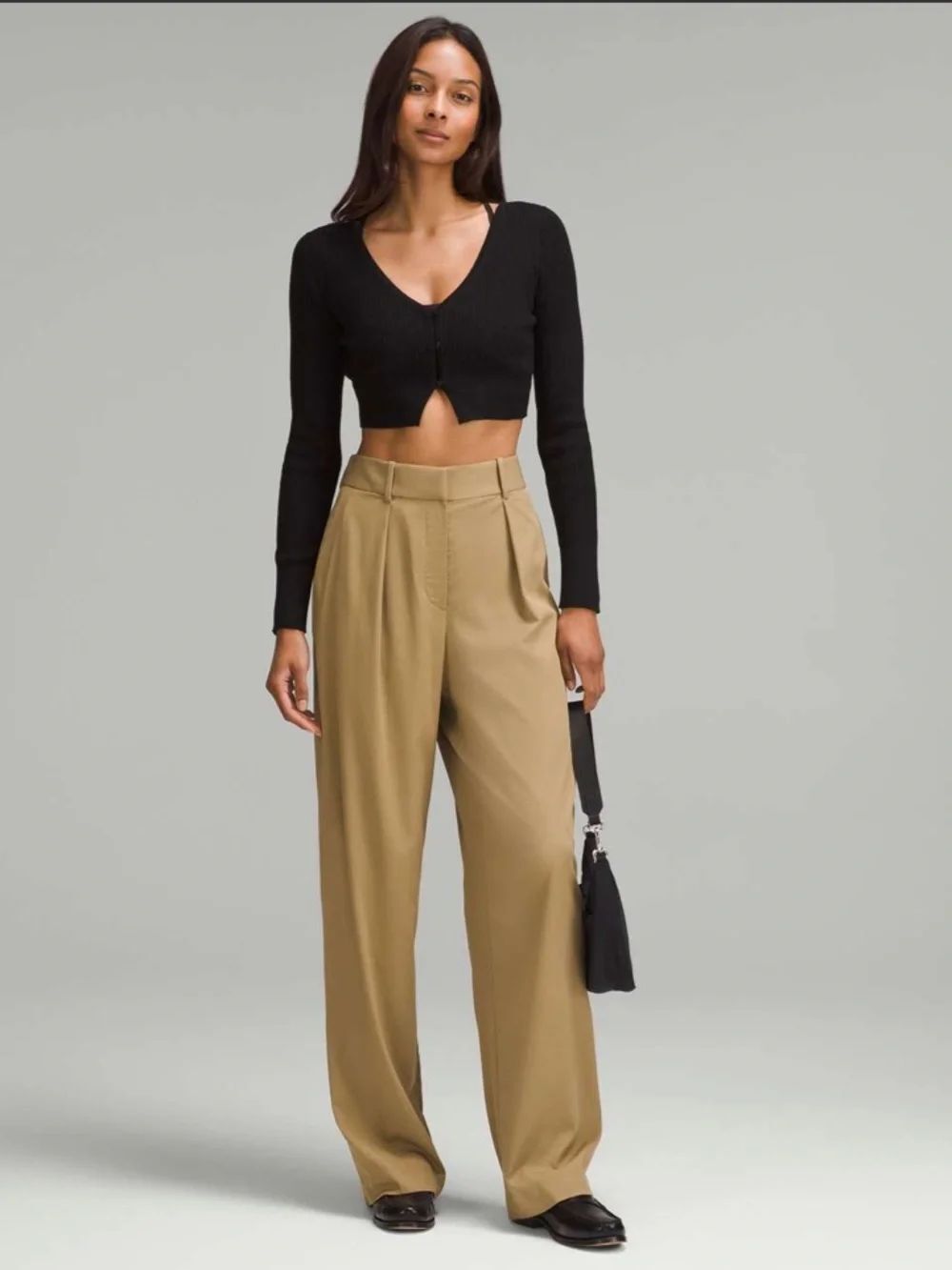 Lululemon Pleat-Front High-Rise
Trouser, Filbert Tan size 6.